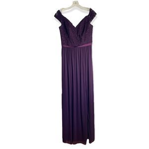 David’s Bridal Bridesmaid Dress SZ 6 Plum